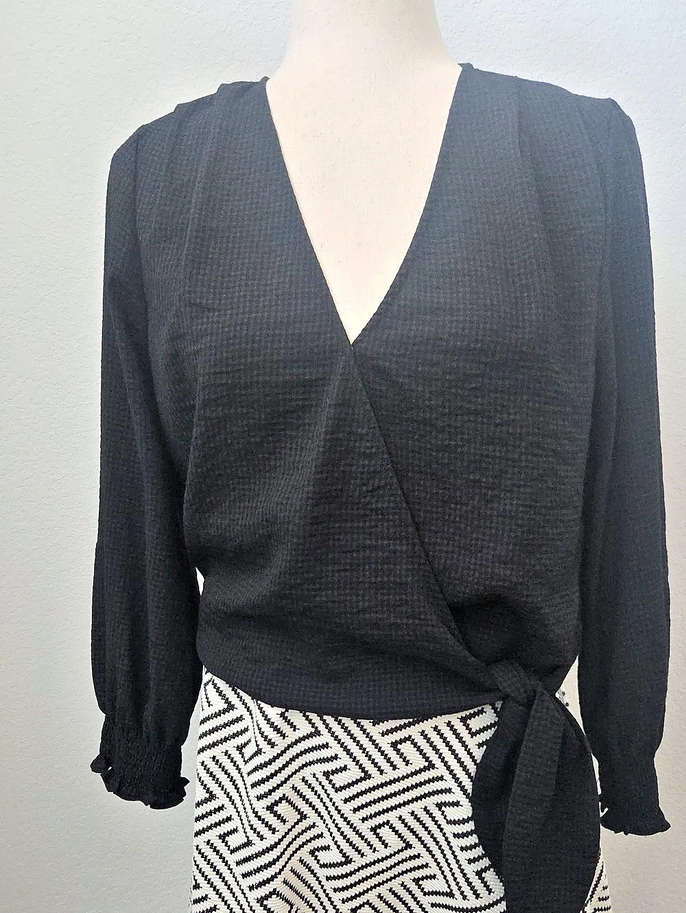 Madewell Black Wrap Blouse Top Small Check Plaid Pattern Puff Sleeve Crop